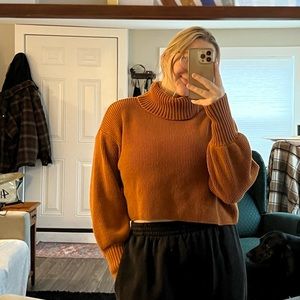 Wild Fable Cropped Turtleneck size XL rust orange